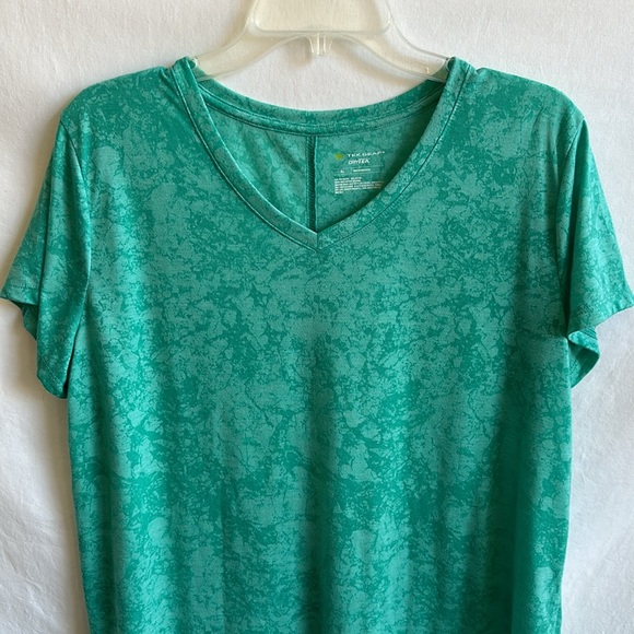 Tek Gear lightweight green V-neck tee, size XL - Picture 2 of 6